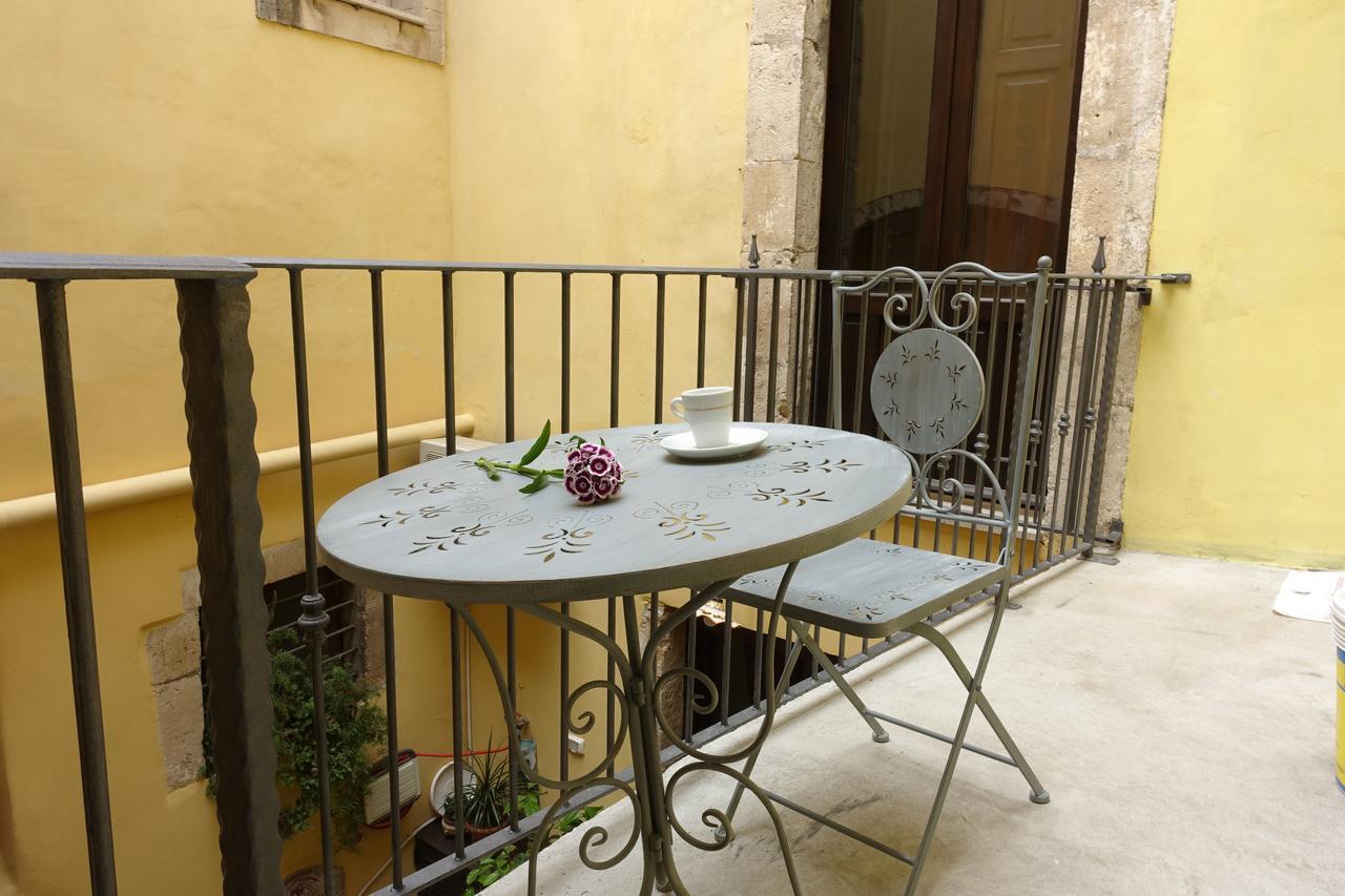 BB Opera Dei Pupi Bed & Breakfast Syracuse Exterior foto