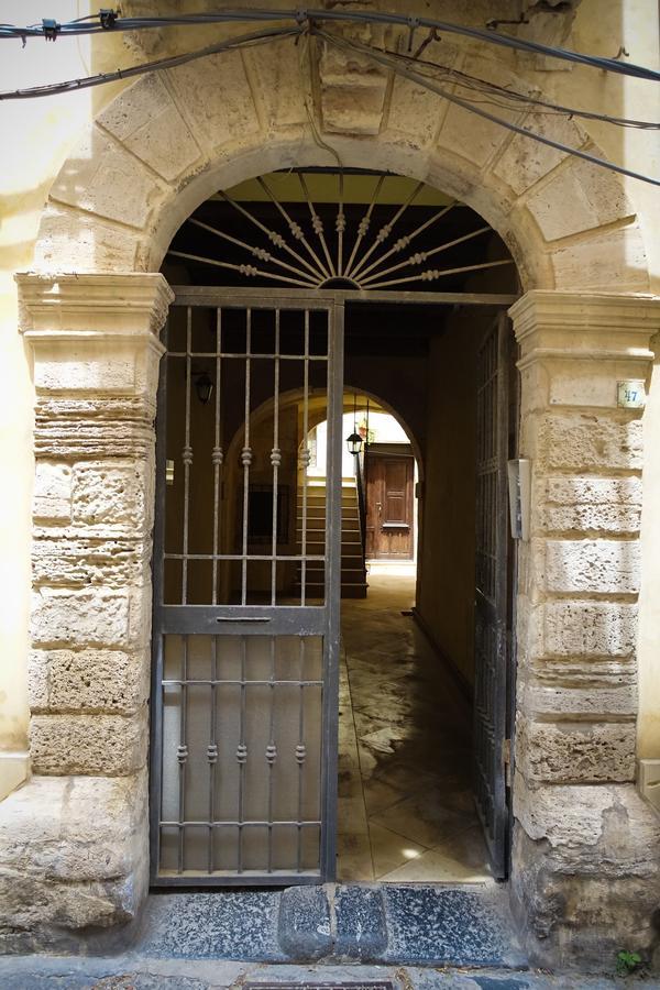 BB Opera Dei Pupi Bed & Breakfast Syracuse Exterior foto